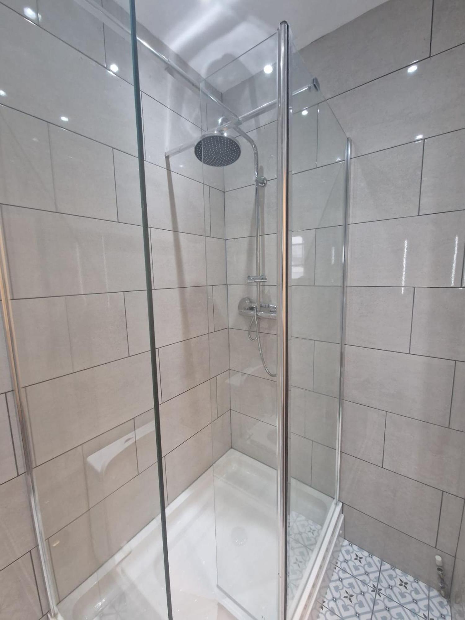 Large Digbeth Double Room Shared Bathroom Birmingham Exterior foto